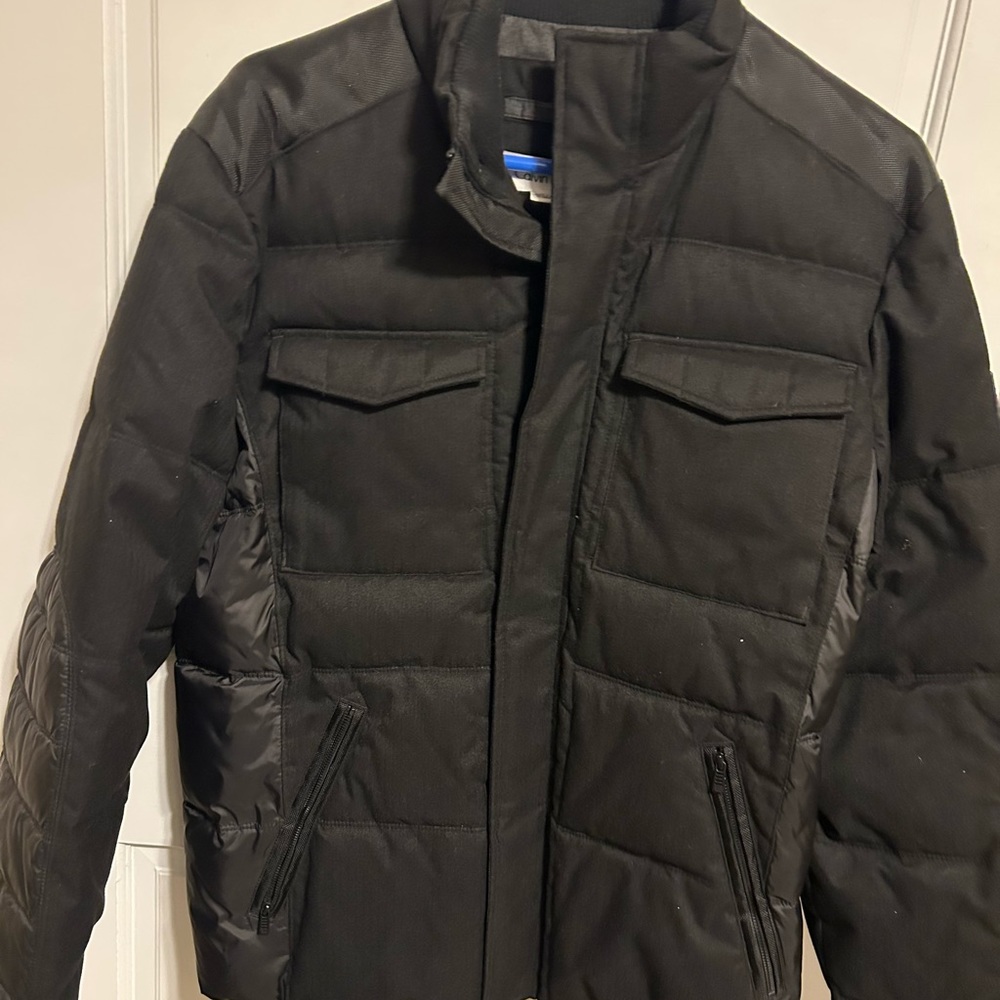 NEW MICHAEL KORS MEN WINTER JACKET. LIGHT WEIGHT SIDE POCKETS.
